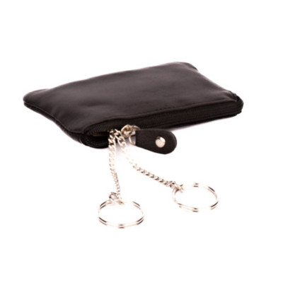 Černá kožená klíčenka