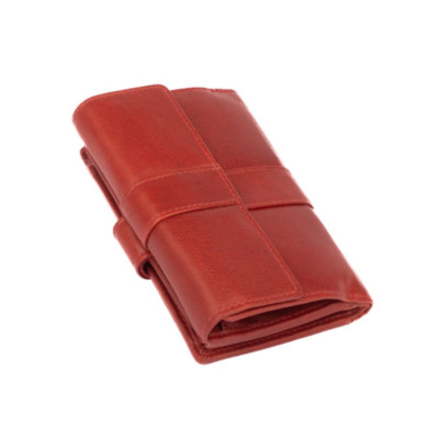 Dámská kožená peněženka s přezkou