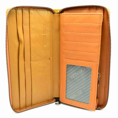 Hnědá dámská kožená peněženka