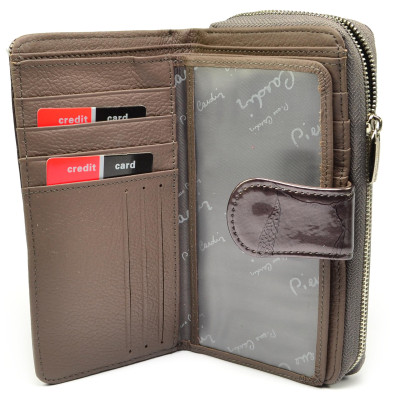 Hnědá dámská peněženka