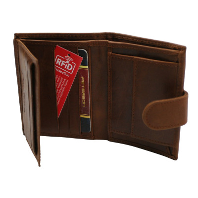 Hnědá kožená pánská peněženka s přeskou