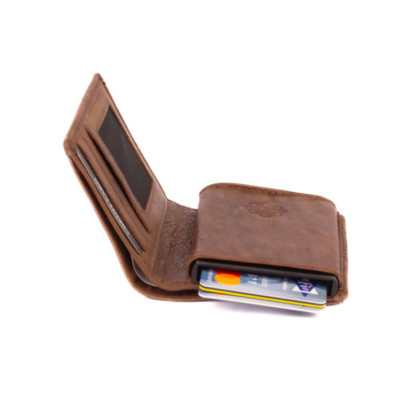 Hnědé kožené luxusní pouzdro na karty