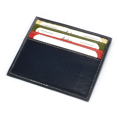 Modré pouzdro na karty