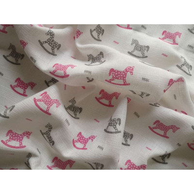 Látková plena s potiskem Koník růžový Bavlna, 70x70 cm