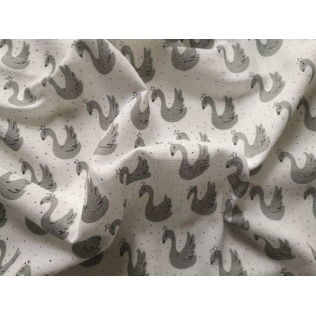 Látková plena s potiskem PREM Labutě Bavlna, 70x70 cm